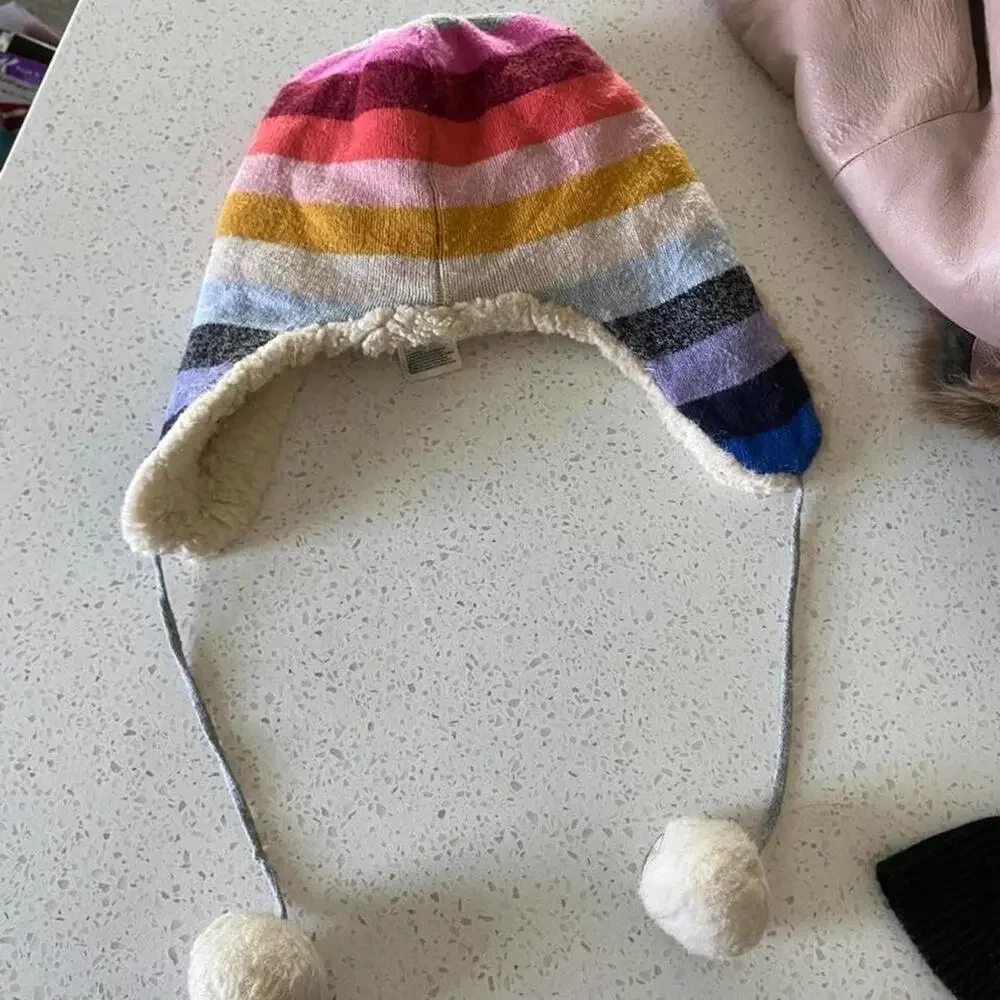 2010s gap indie sleaze multicolor hat
